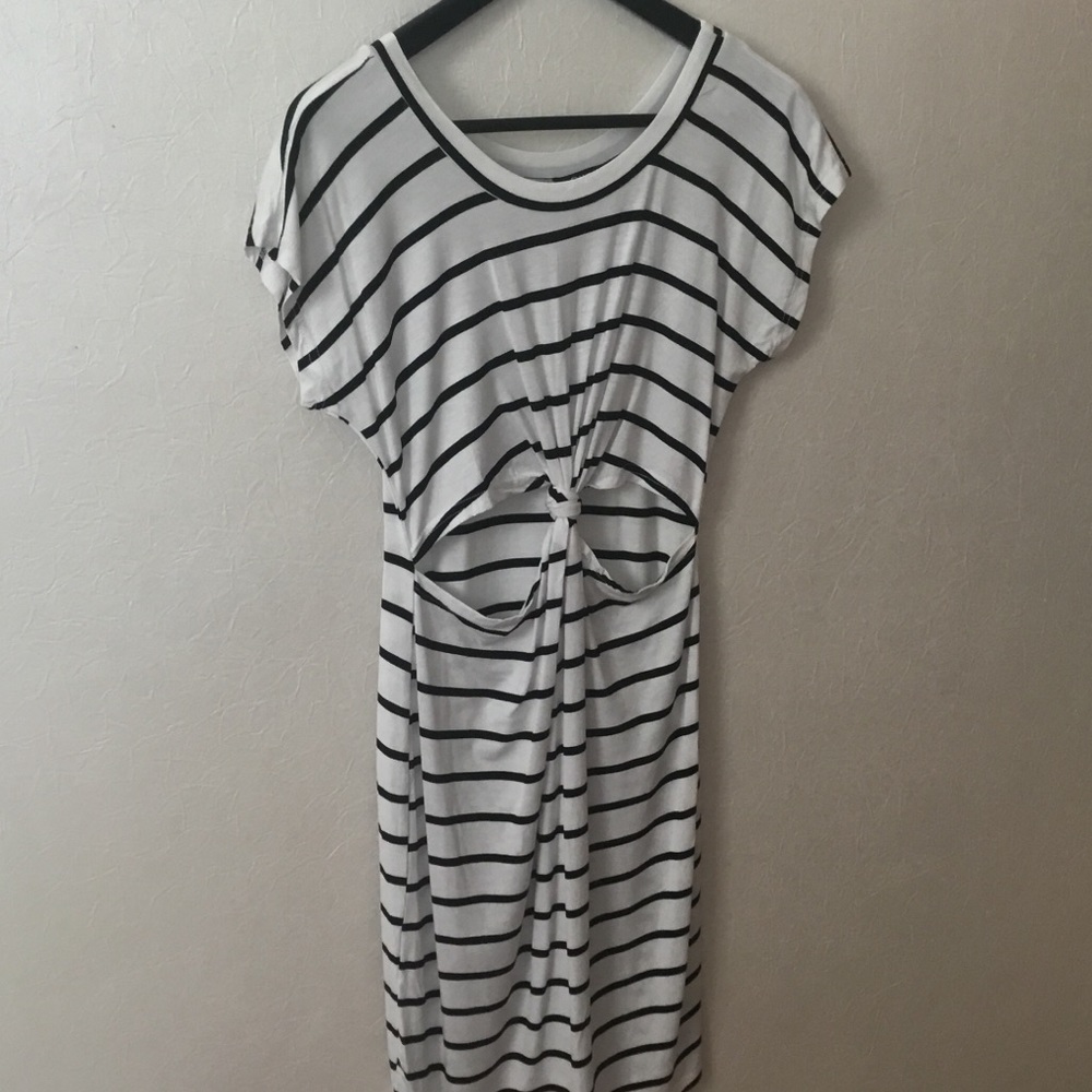 Striped summer dressππ΄ - Picture 4 of 6